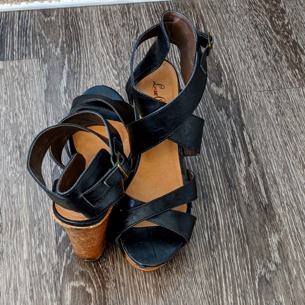 Women's size 8.5 strappy wedges